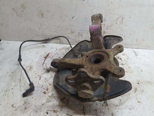 bontott MERCEDES-BENZ A-CLASS Bal első Kerékagy