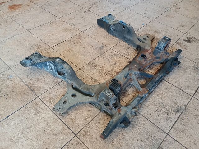 bontott MERCEDES-BENZ A-CLASS Első Bölcső