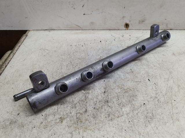 bontott MERCEDES-BENZ A-CLASS Közösnyomócső