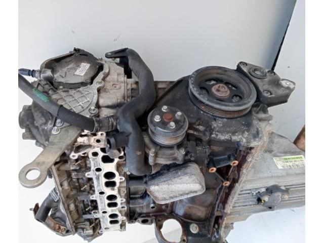 bontott MERCEDES-BENZ A-CLASS Motor (Fűzött blokk hengerfejjel)