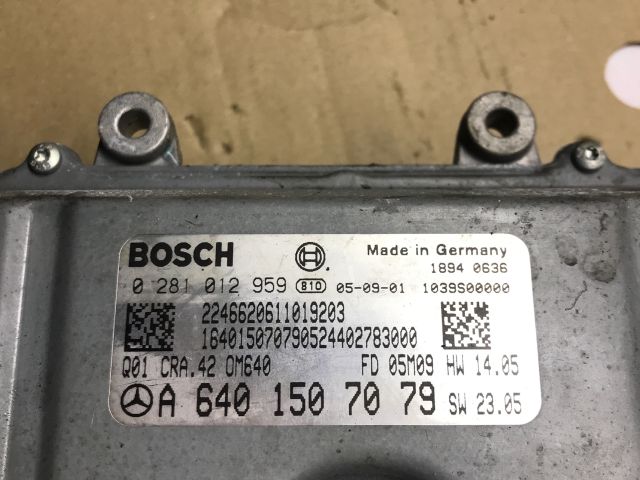 bontott MERCEDES-BENZ A-CLASS Motorvezérlő