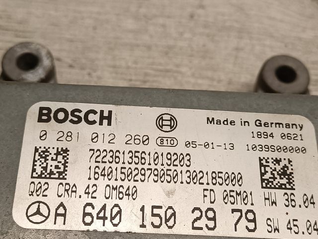 bontott MERCEDES-BENZ A-CLASS Motorvezérlő