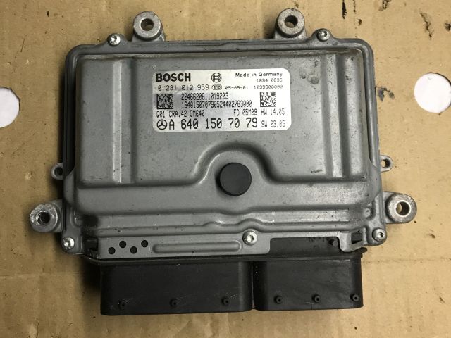 bontott MERCEDES-BENZ A-CLASS Motorvezérlő