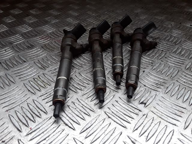 bontott MERCEDES-BENZ A-CLASS Porlasztó (1 db)