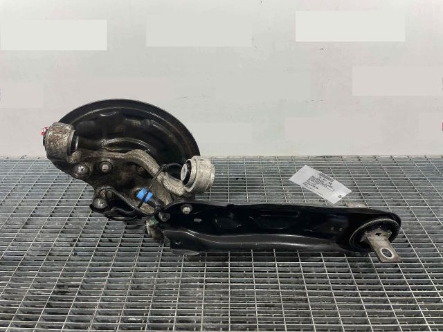 bontott MERCEDES-BENZ A-CLASS Jobb hátsó Csonkállvány