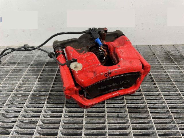 bontott MERCEDES-BENZ A-CLASS Jobb első Féknyereg Munkahengerrel