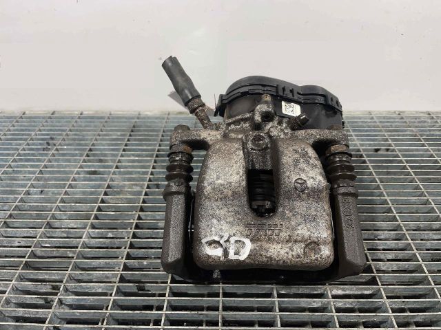 bontott MERCEDES-BENZ A-CLASS Jobb hátsó Féknyereg Munkahengerrel