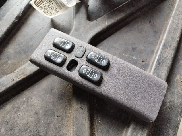 bontott MERCEDES-BENZ A-CLASS Ablakemelő Kapcsoló Négyes / Kettes