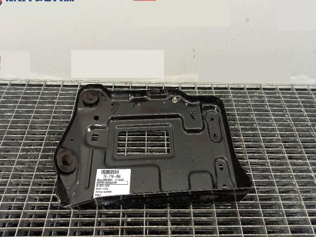 bontott MERCEDES-BENZ A-CLASS Akkumulátor Tartó