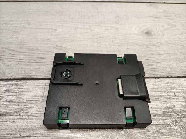 bontott MERCEDES-BENZ A-CLASS Antenna Erősítő