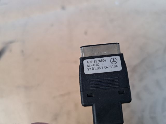 bontott MERCEDES-BENZ A-CLASS AUX Csatlakozó