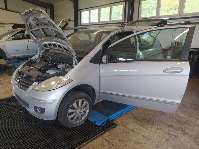 bontott MERCEDES-BENZ A-CLASS Bal A Oszlop Burkolat