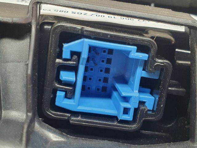 bontott MERCEDES-BENZ A-CLASS Bal Belső Hátsó Lámpa