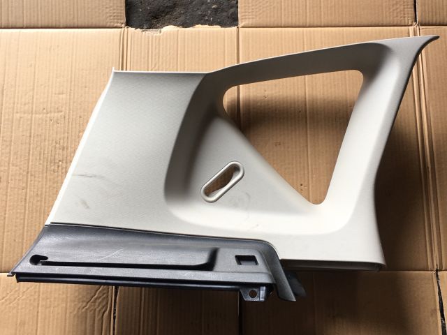 bontott MERCEDES-BENZ A-CLASS Bal C Oszlop Burkolat