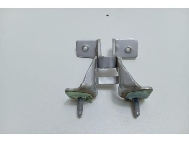 bontott MERCEDES-BENZ A-CLASS Bal Csomagtérajtó Ajtóhatároló