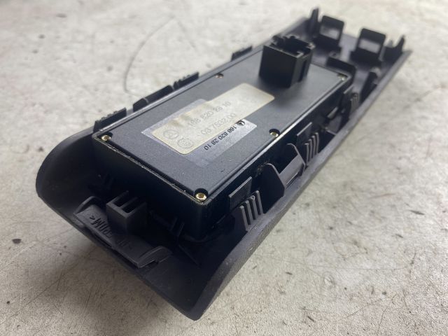 bontott MERCEDES-BENZ A-CLASS Bal első Ablakemelő Kapcsoló