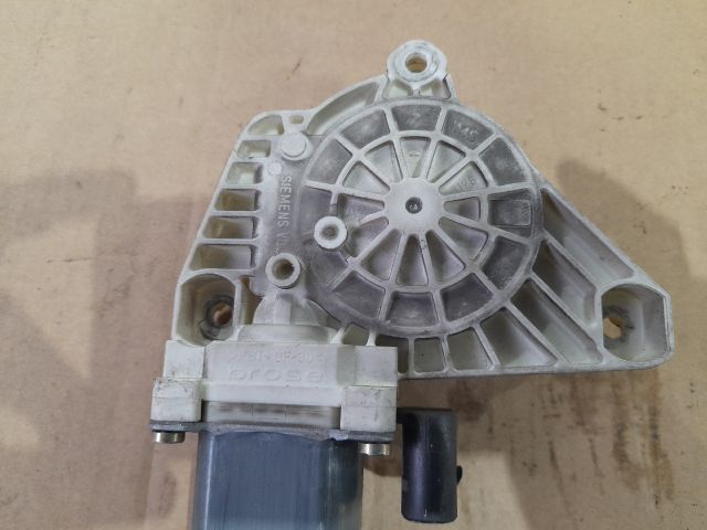 bontott MERCEDES-BENZ A-CLASS Bal első Ablakemelő Motor