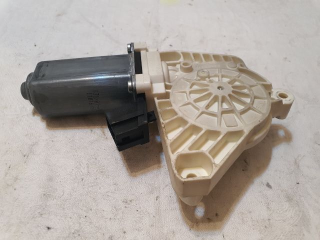 bontott MERCEDES-BENZ A-CLASS Bal első Ablakemelő Motor