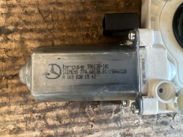 bontott MERCEDES-BENZ A-CLASS Bal első Ablakemelő Motor