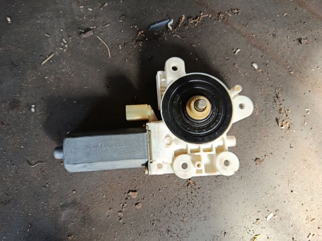 bontott MERCEDES-BENZ A-CLASS Bal első Ablakemelő Motor