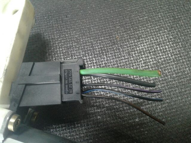 bontott MERCEDES-BENZ A-CLASS Bal első Ablakemelő Motor