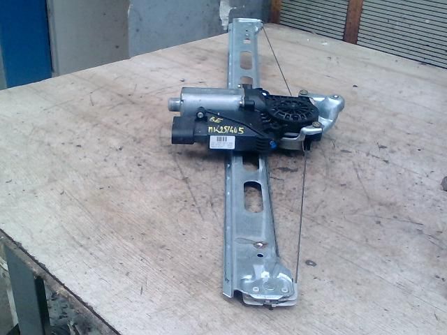 bontott MERCEDES-BENZ A-CLASS Bal első Ablakemelő Szerkezet (Elektromos)