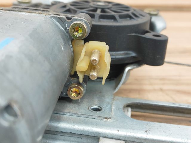 bontott MERCEDES-BENZ A-CLASS Bal első Ablakemelő Szerkezet (Elektromos)