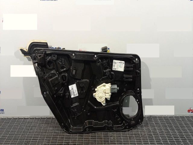 bontott MERCEDES-BENZ A-CLASS Bal első Ablakemelő Szerkezet (Elektromos)