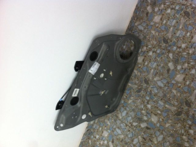 bontott MERCEDES-BENZ A-CLASS Bal első Ablakemelő Szerkezet (Elektromos)