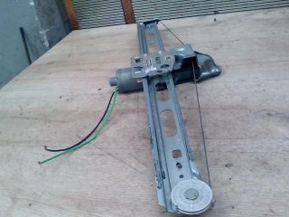 bontott MERCEDES-BENZ A-CLASS Bal első Ablakemelő Szerkezet (Elektromos)