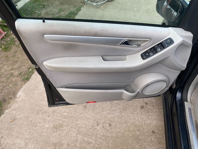 bontott MERCEDES-BENZ A-CLASS Bal első Ajtó Kárpit