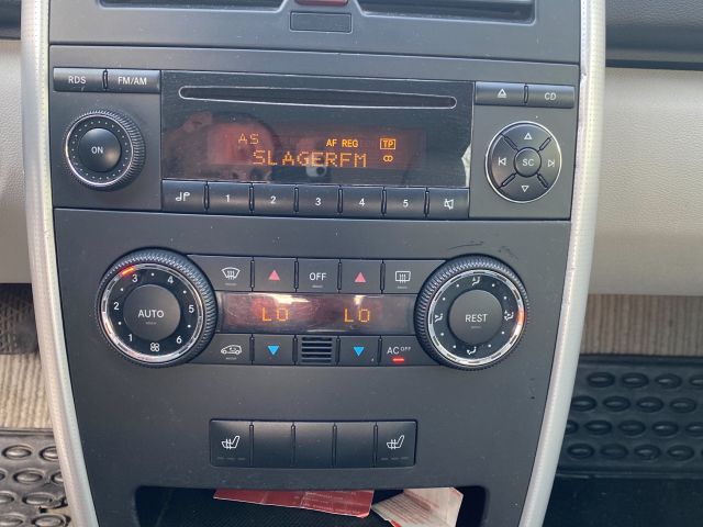 bontott MERCEDES-BENZ A-CLASS Bal első Ajtó Kárpit