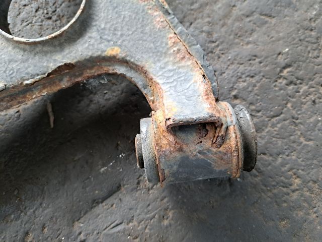 bontott MERCEDES-BENZ A-CLASS Bal első Alsó Lengőkar