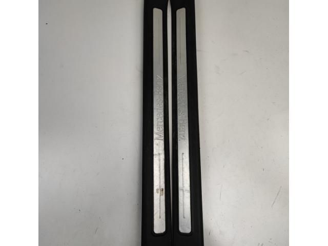 bontott MERCEDES-BENZ A-CLASS Bal első Belső Küszöb Burkolat