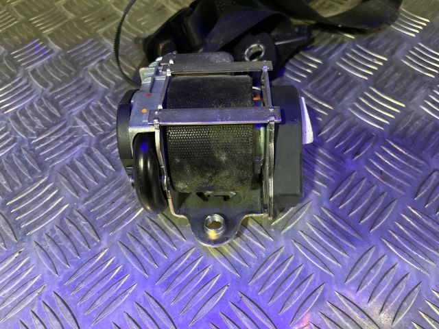 bontott MERCEDES-BENZ A-CLASS Bal első Biztonsági Öv