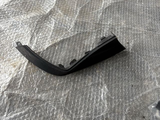 bontott MERCEDES-BENZ A-CLASS Bal első Lökhárító Díszléc