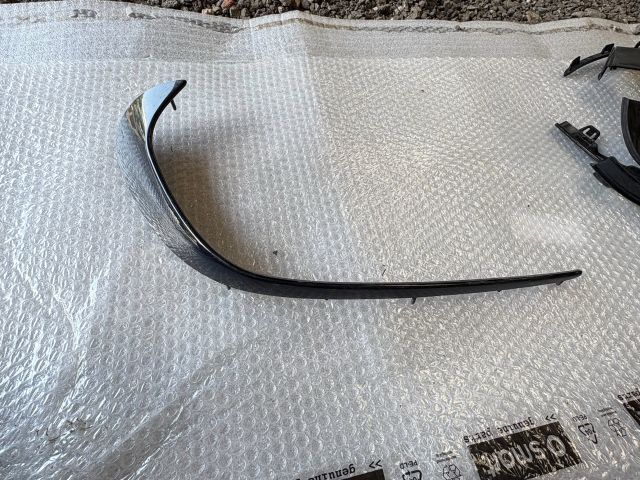 bontott MERCEDES-BENZ A-CLASS Bal első Lökhárító Díszléc