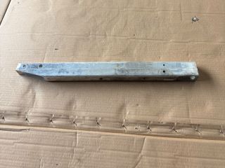 bontott MERCEDES-BENZ A-CLASS Bal első Lökhárító Merevítő Tartó (Fém)