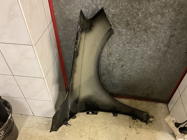 bontott MERCEDES-BENZ A-CLASS Bal első Sárvédő