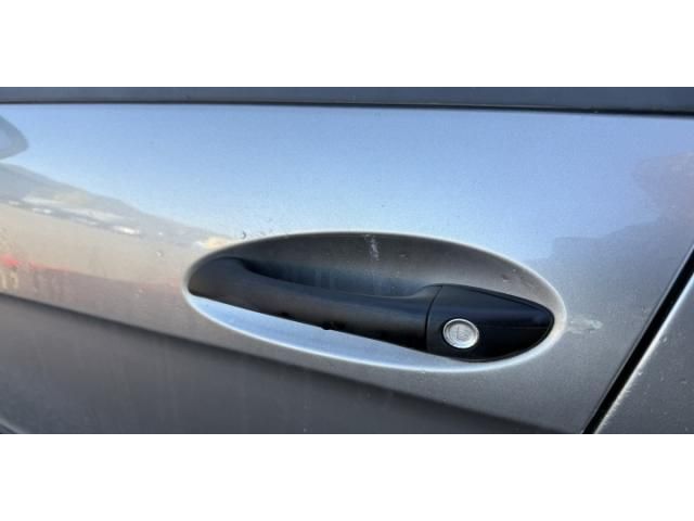 bontott MERCEDES-BENZ A-CLASS Bal első Zárbetét