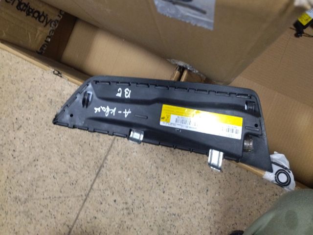 bontott MERCEDES-BENZ A-CLASS Bal Függönylégzsák és Oldallégzsák