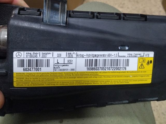 bontott MERCEDES-BENZ A-CLASS Bal Függönylégzsák és Oldallégzsák