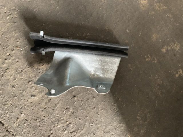 bontott MERCEDES-BENZ A-CLASS Bal hátsó Ablak Sín