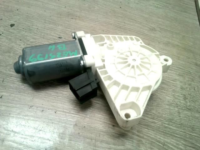 bontott MERCEDES-BENZ A-CLASS Bal hátsó Ablakemelő Motor