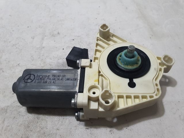 bontott MERCEDES-BENZ A-CLASS Bal hátsó Ablakemelő Motor