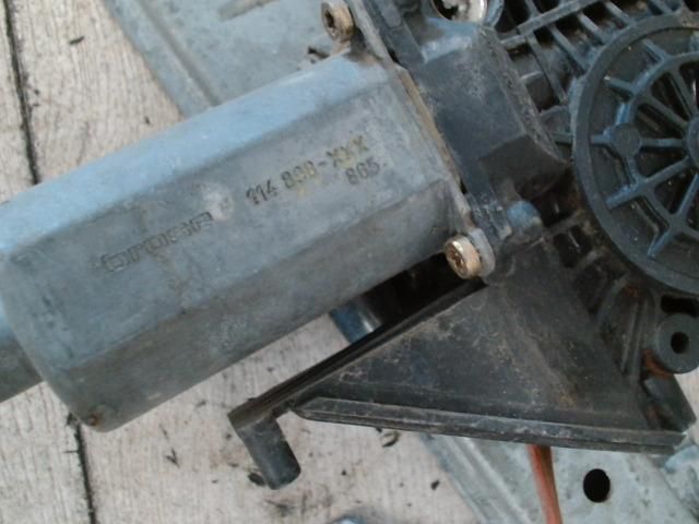 bontott MERCEDES-BENZ A-CLASS Bal hátsó Ablakemelő Szerkezet (Elektromos)