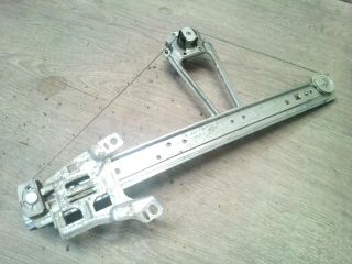 bontott MERCEDES-BENZ A-CLASS Bal hátsó Ablakemelő Szerkezet (Mechanikus)