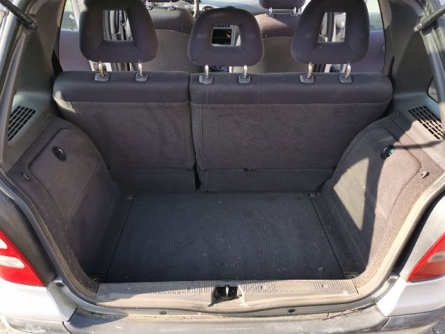 bontott MERCEDES-BENZ A-CLASS Bal hátsó Ajtó (Részeivel)