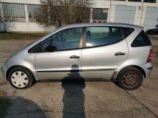 bontott MERCEDES-BENZ A-CLASS Bal hátsó Ajtó (Részeivel)