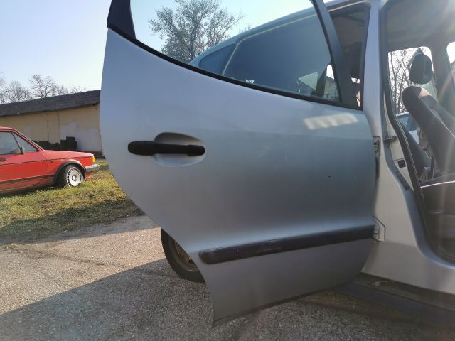 bontott MERCEDES-BENZ A-CLASS Bal hátsó Ajtó (Részeivel)